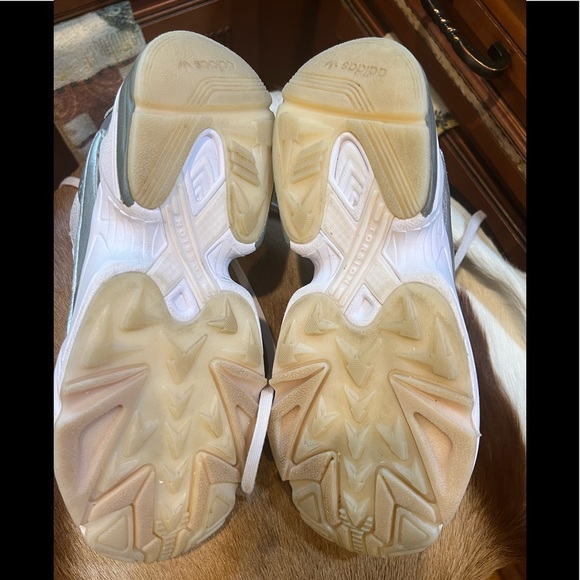 ADIDAS FALCON ORCHID💕Size 7.5 Excellent Condition close to new ! - Picture 8 of 15